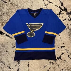 NHL Men's Blue and Navy Tshirt